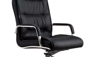 購買合適的辦公椅，對腰椎頸椎都有好處。